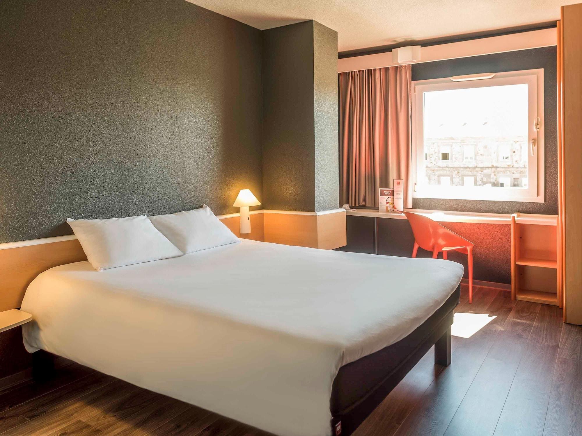 ไอบิส ซาลามันกา Hotel ซาลามังกา ภายนอก รูปภาพ